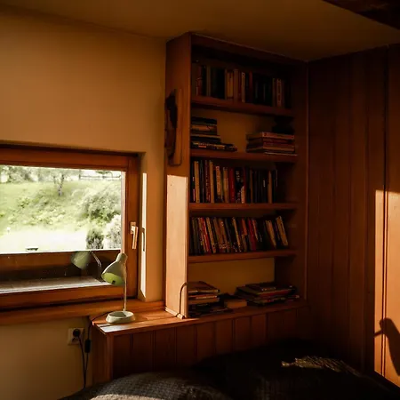 Basen - Drewniany Dom Z Duzym Stawem * Przesieka