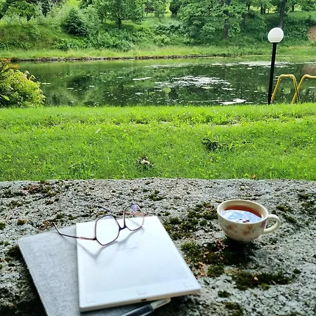 Prázdninový dům Basen - Drewniany Dom Z Duzym Stawem